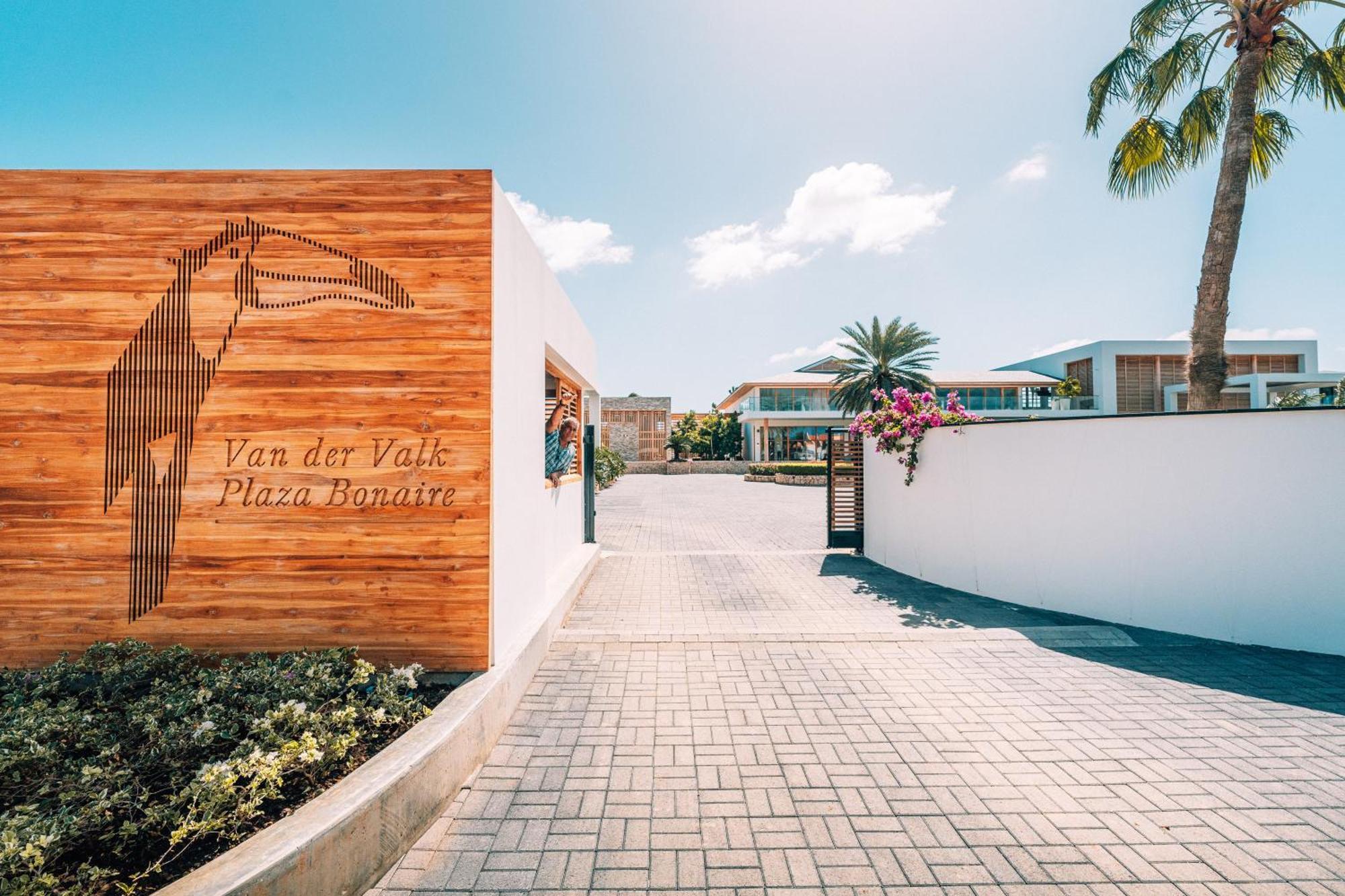 Van Der Valk Plaza Beach & Dive Resort Bonaire Κράλεντικ Εξωτερικό φωτογραφία